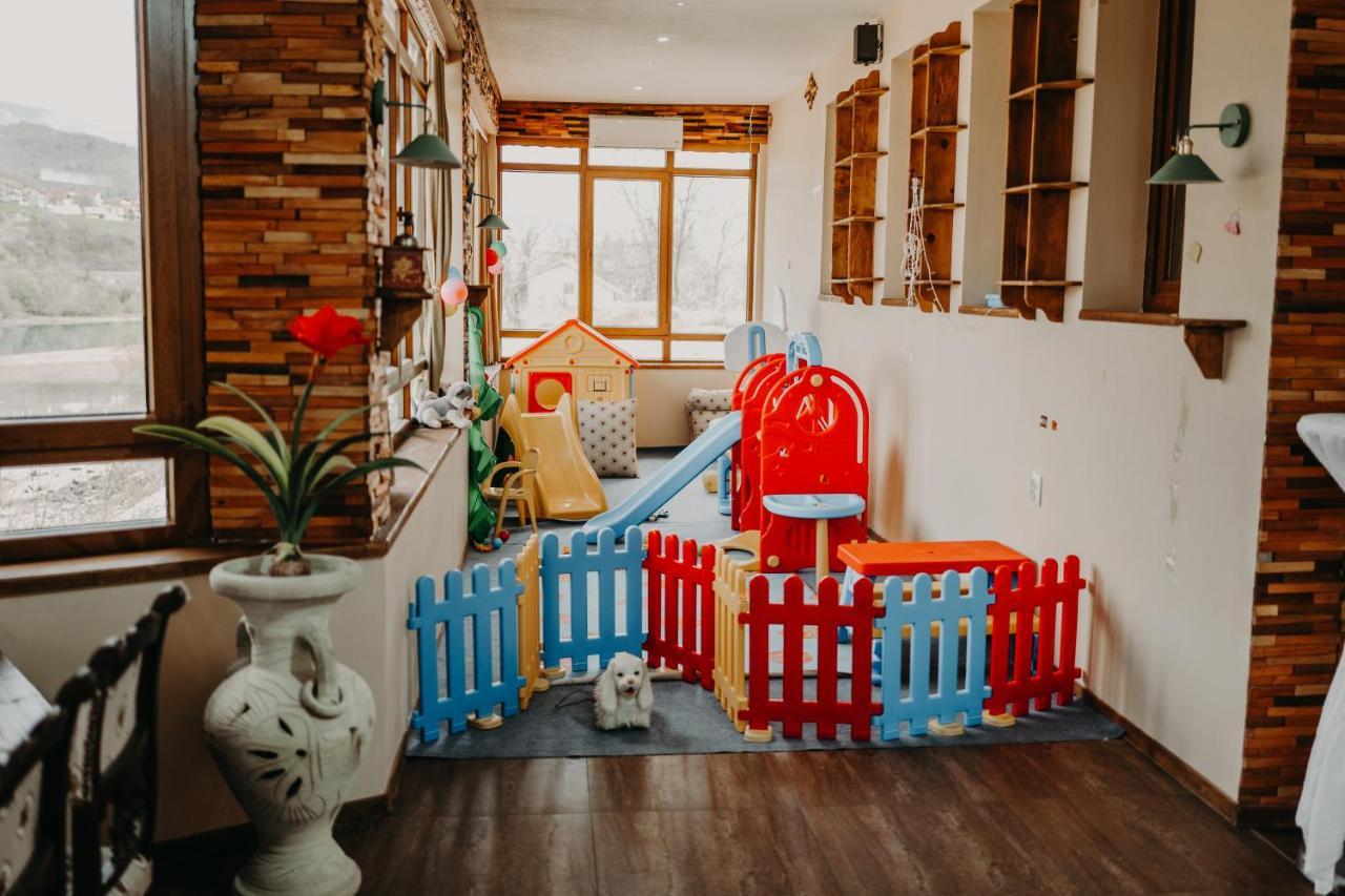 Hotel Noor Konjic Kültér fotó