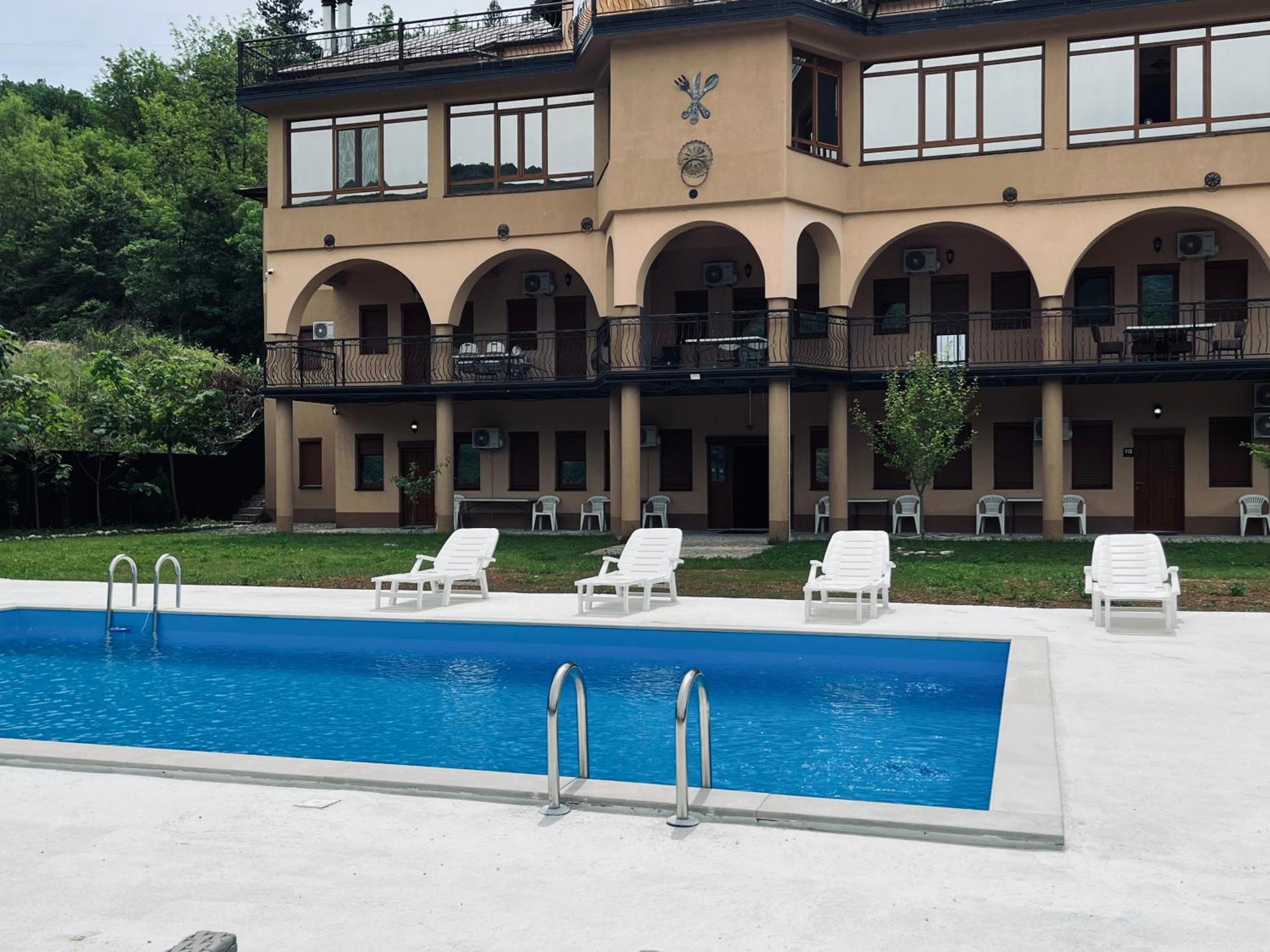 Hotel Noor Konjic Kültér fotó